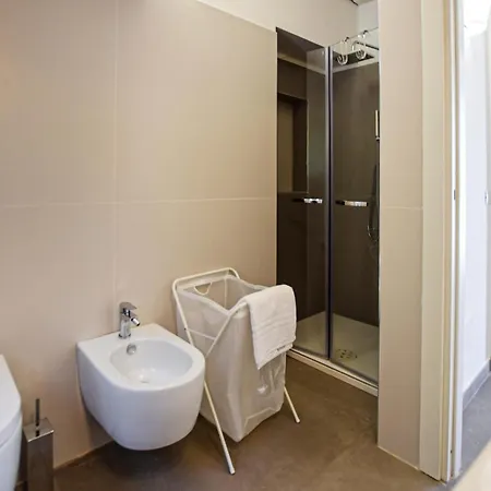 1 Bedroom Stunning In Ferienhaus Castellabate